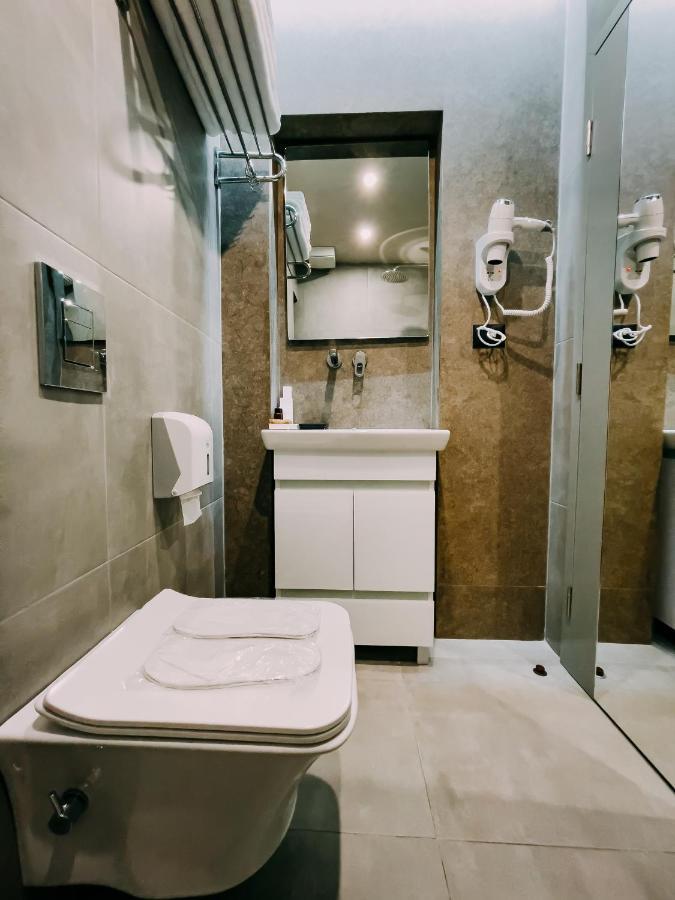 Imperator Hotel Tirana Extérieur photo