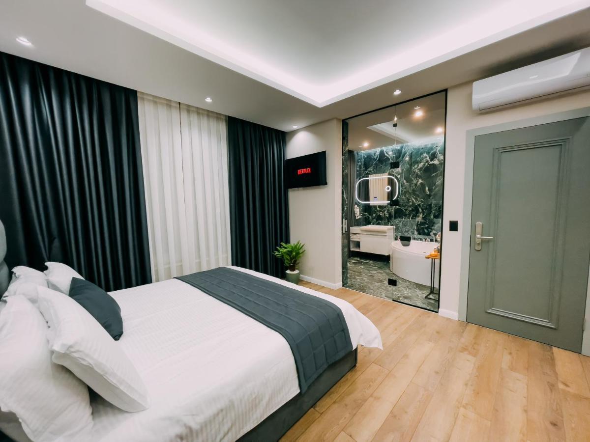 Imperator Hotel Tirana Extérieur photo