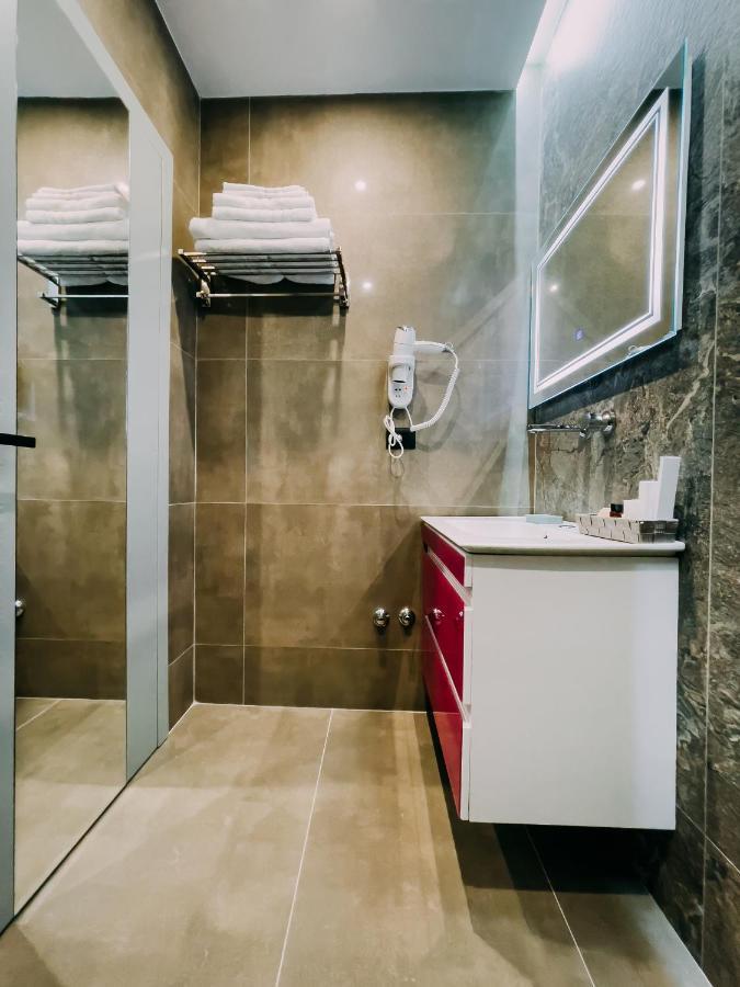 Imperator Hotel Tirana Extérieur photo