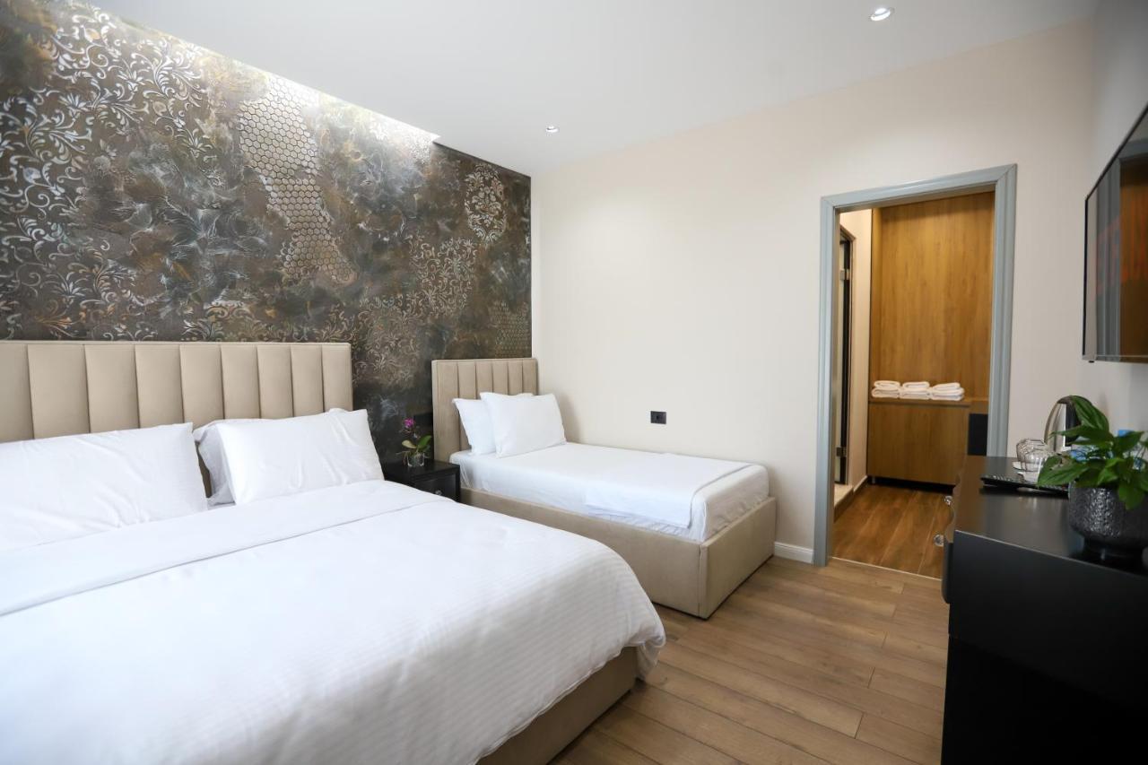 Imperator Hotel Tirana Extérieur photo