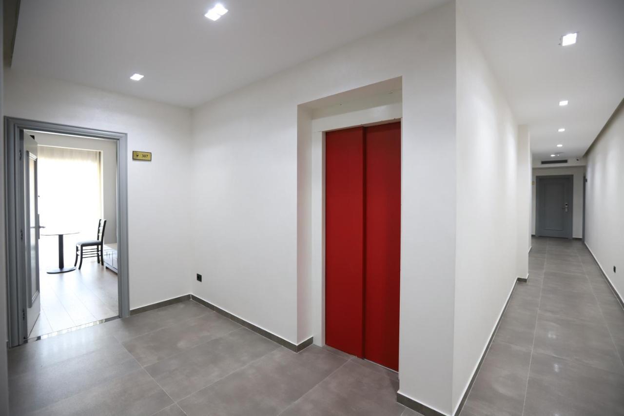 Imperator Hotel Tirana Extérieur photo