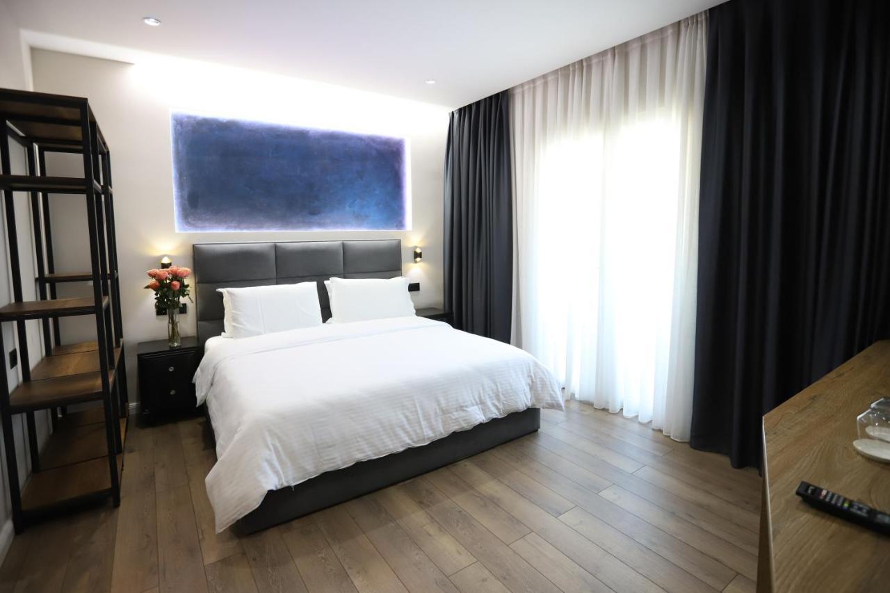 Imperator Hotel Tirana Extérieur photo