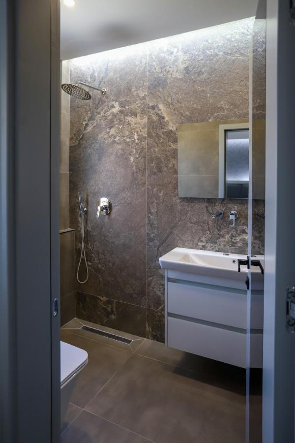 Imperator Hotel Tirana Extérieur photo