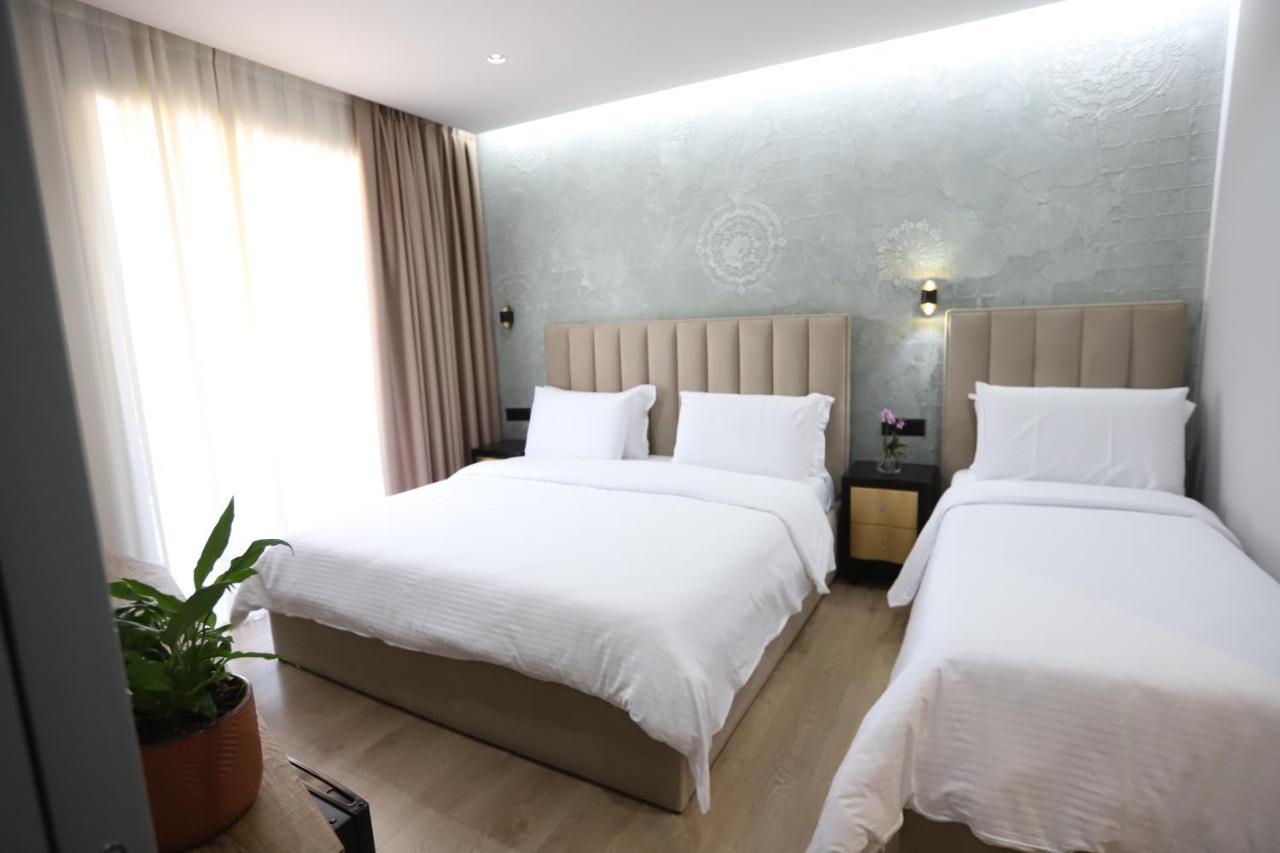 Imperator Hotel Tirana Extérieur photo